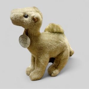 Classic Aurora 8x9.5" Handcrafted Camel NWT